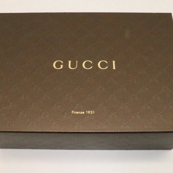 Gucci Leather Coline Studded T Strap Pumps IT 37 US 7 - Beige - Picture 15 of 15